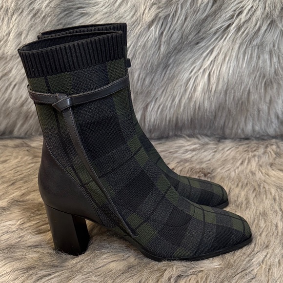 Cozy Island Shoes - Cozy Island Stylish Black and Green Women's Ankle Boots Size 7
